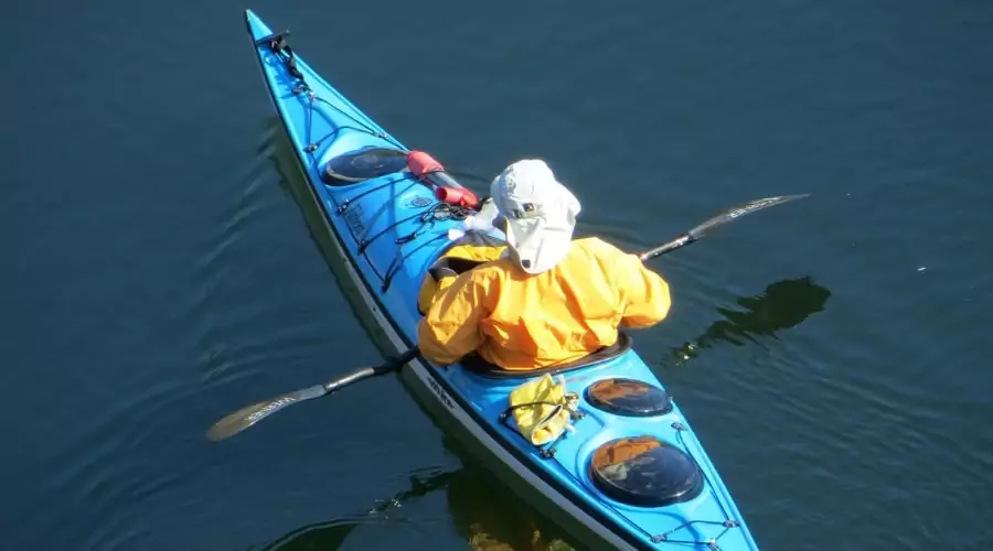 what color kayak is best for fishing