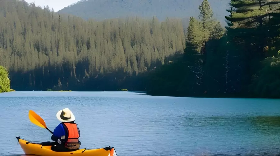 how to kayak a river by yourself
